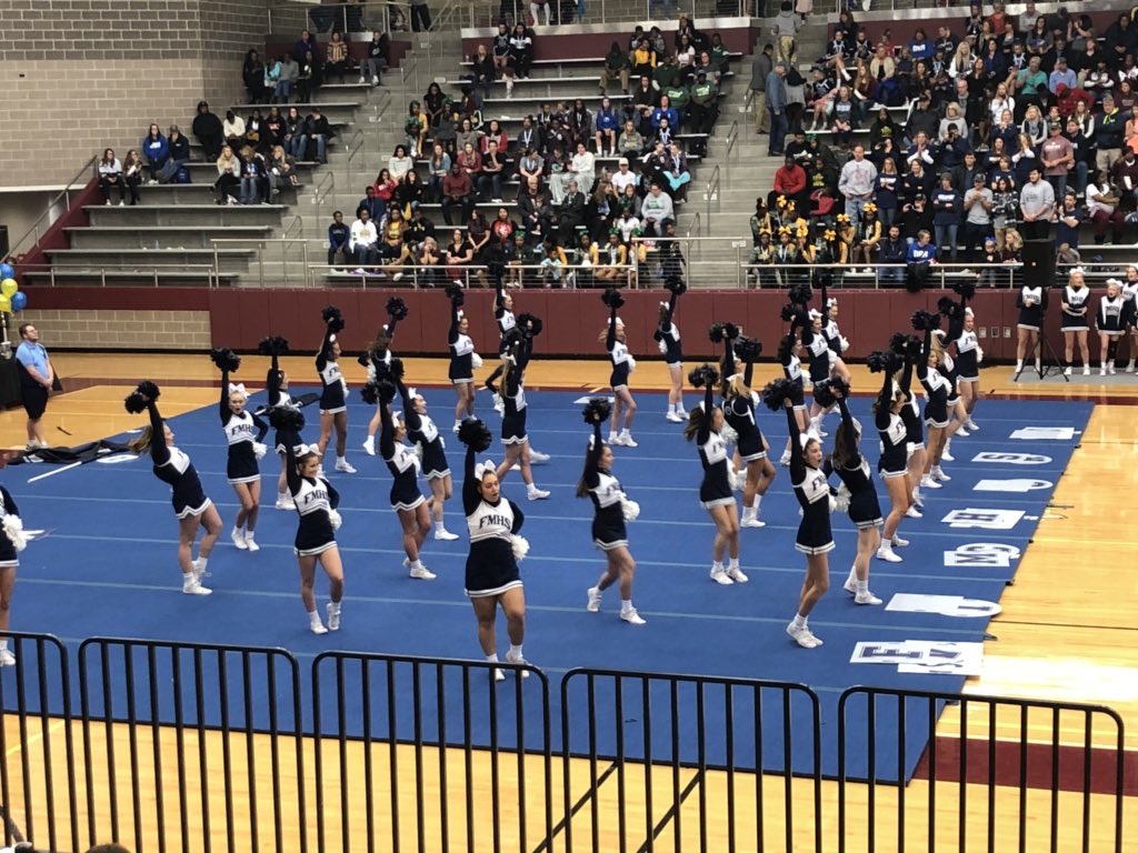 bbasil01's tweet photo. Great job @FloMoCheer! 3rd place at Regionals today! #JagNation https://t.co/aYPVVCqYoH