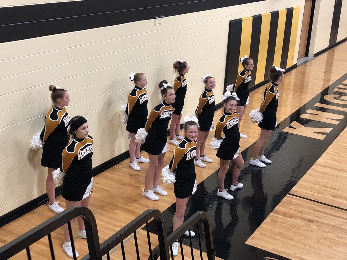 KnightsFms's tweet photo. First FMS basketball game for the season in the books! #BKP #KnightsR7 https://t.co/ZEeKhKqp7J