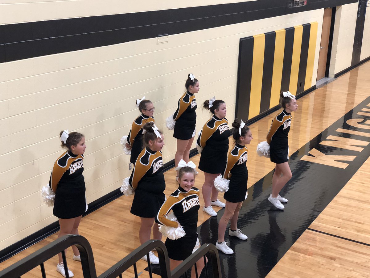 KnightsFms's tweet photo. First FMS basketball game for the season in the books! #BKP #KnightsR7 https://t.co/ZEeKhKqp7J