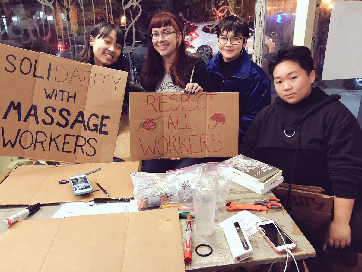 supporthosechi's tweet photo. Wonderful community building tonight @bluestockings while sign-making for the 11/25 vigil to #RememberYangSong and demand #JusticeForYangSong ❤️ https://t.co/uStEkI6XFE