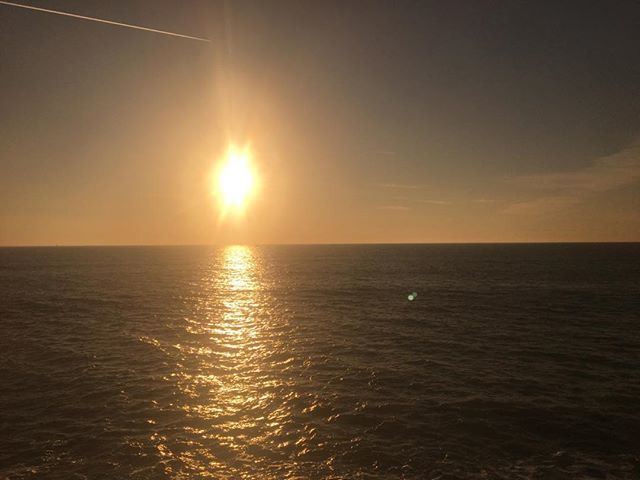 JoshAbrams's tweet photo. Goodbye for now San Diego. #ASTR2018 #ViewFromTheTrain https://t.co/ZvAGhmWenU https://t.co/JkeyFdx72o