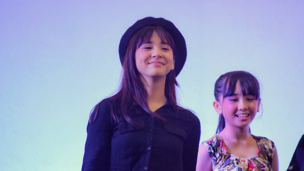 jenengku_aslam's tweet photo. 20181118 / Azizi Asadel - @A_ZeeJKT48 / Sleman City Hall / #JKT48handshakeJogja https://t.co/uJcPwzjyef