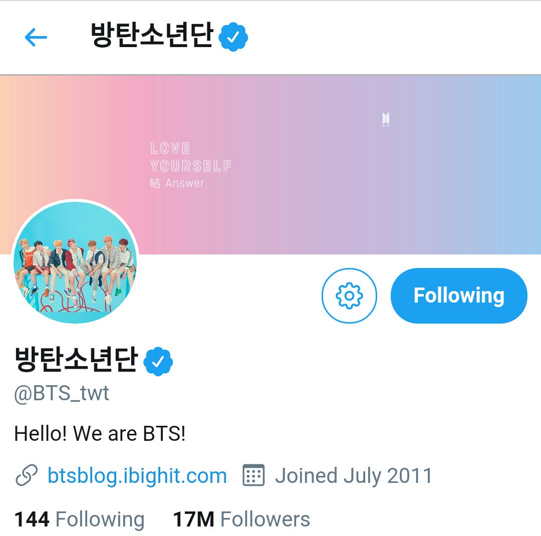 bwitaeish's tweet photo. @BTS_twt surpassed 17M followers today!! #BTS17M https://t.co/reA1oBuHZA