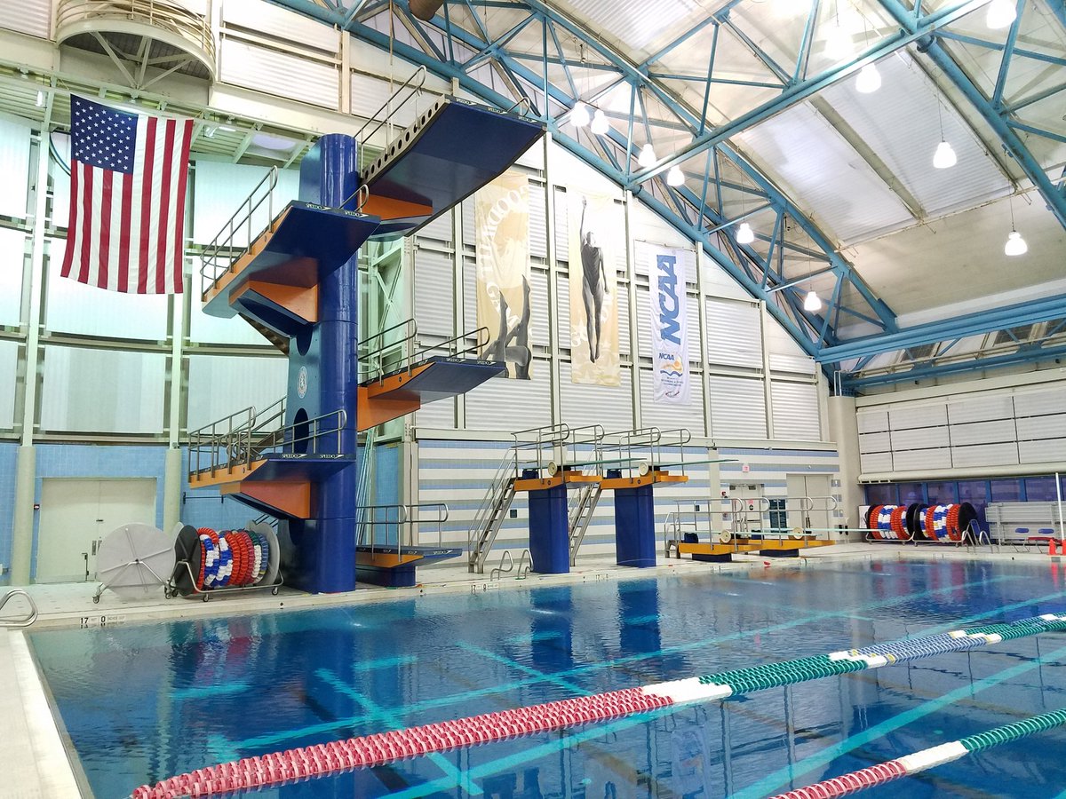 charles_leroy's tweet photo. Because OBVIOUSLY the pink shirt is my #RACEDAY thing this season @wmkolb oh &amp; the 400IM, 200m Butterfly, Breaststroke, Freestyle &amp; Backstroke happened also! #usms #usmsvolunteer #mastersswimmimg #powerofsports #Swimming #swimmerproblems #weekendvibes #SundayFunday https://t.co/8h8SogoWCr