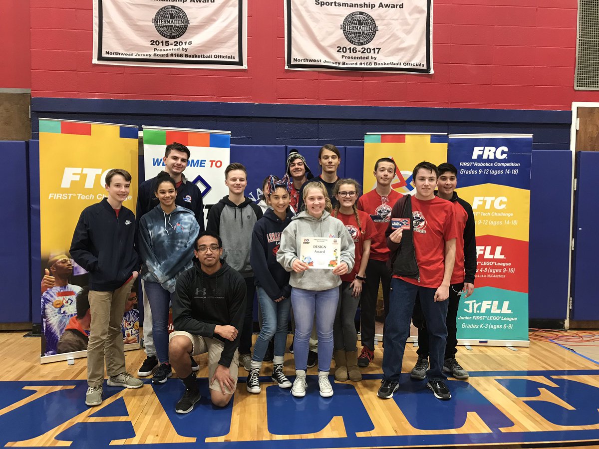 lenape_valley's tweet photo. Follow our Instagram @lvrrobotics for more pictures from today’s meet! 📸 https://t.co/e97QPO3naY