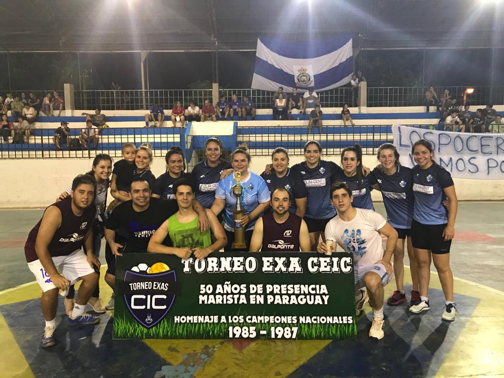 09_cic's tweet photo. Aparte que las Chi tb salieron campeonas en Handball ❤️
Handball es de la 09! https://t.co/hNvrXlBfGm