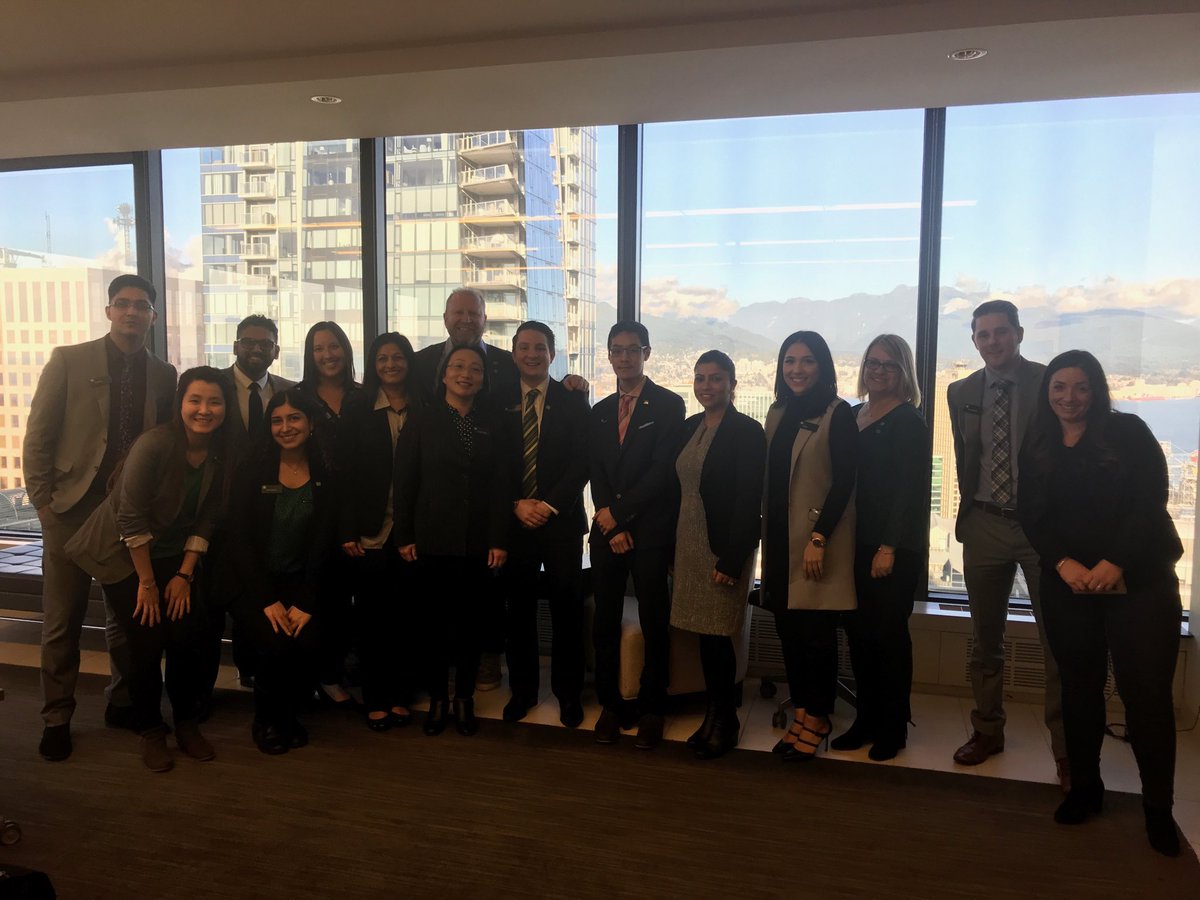 AndrewP_YNWA's tweet photo. Lots of great discussion with Vancouver FAs on the #FutureReadyListeningTour 👂 ⁦@MauroManzi_TD⁩ ⁦@AndyCribb_TD⁩ ✅ https://t.co/2oV4MzvFe8