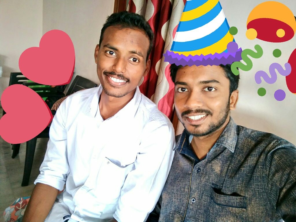 SangemVishal's tweet photo. #happybirthdaybittu
#dostan
#birthdaybash🧀🍭 
@abhilash_bittu 😍😘 https://t.co/IBbdwbLwWw