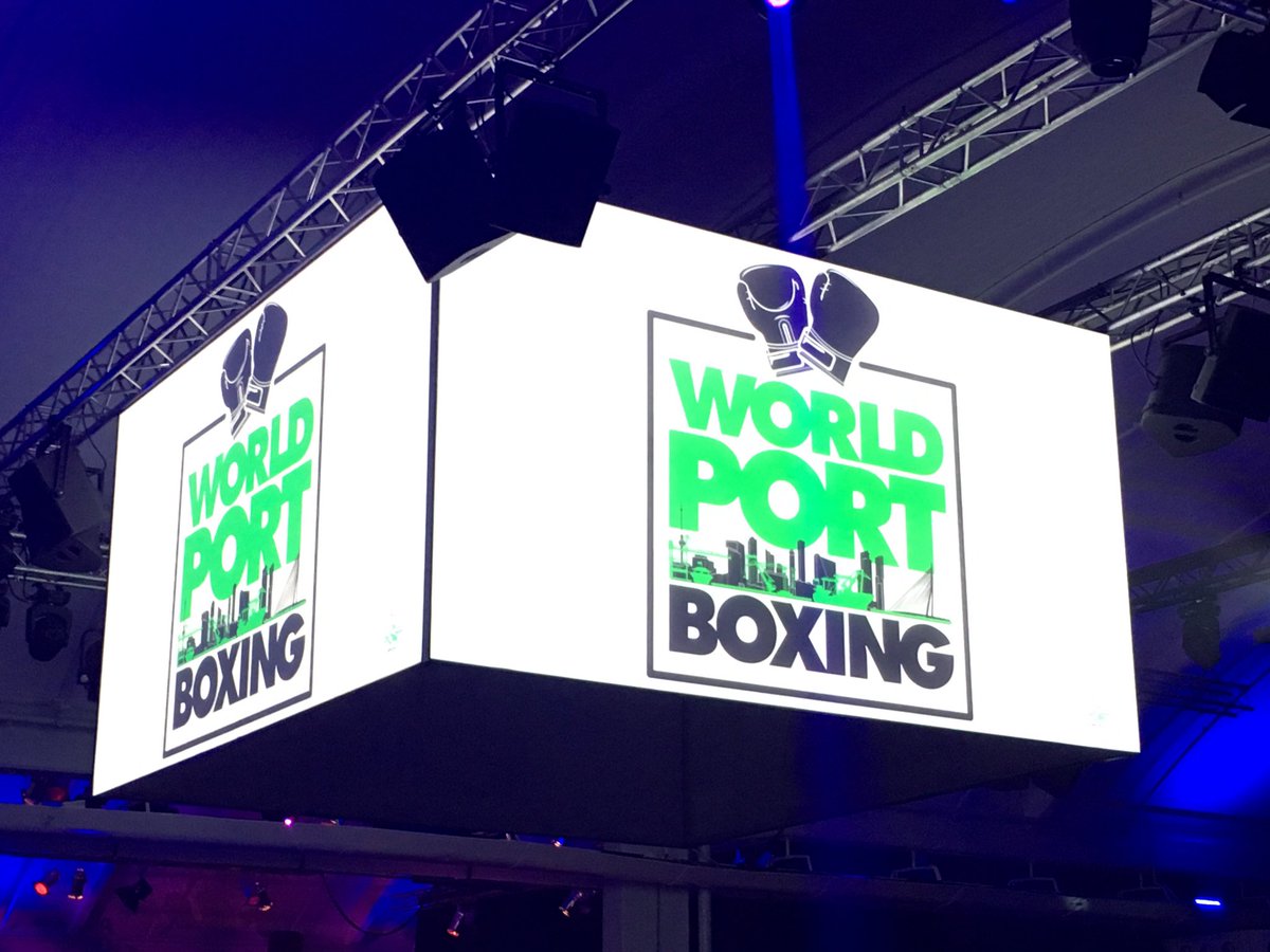 remkovans's tweet photo. Genoten van een fantastische sportavond op een schitterende locatie! Dank @RdamTopsport voor de uitnodiging! #WorldPortBoxing https://t.co/qV7JgLhS9o