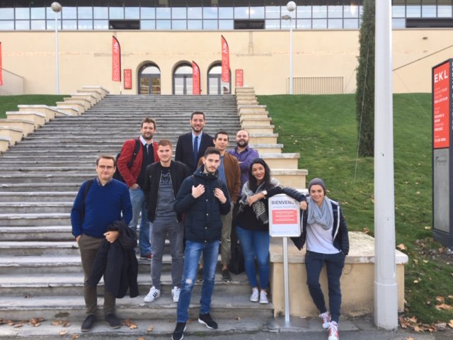 playstaps's tweet photo. 📢 Lancée en août 2017, la Time For Biz Academy a déjà permis l’embauche d’une trentaine de business développeurs dans près de 20 clubs professionnels.

▶ Article @Ecofoot à retrouver ici : https://t.co/a5wGEiUA9N

#ECOFOOT #BusinessActivity #PlayStaps #TimeForBiz https://t.co/Z8s4yJNRcT