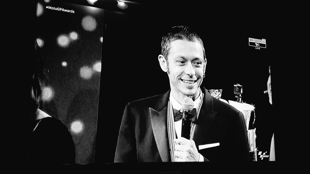 Sica46_'s tweet photo. my man. 
😍

#MotoGPAwards https://t.co/NIRySeB0j8
