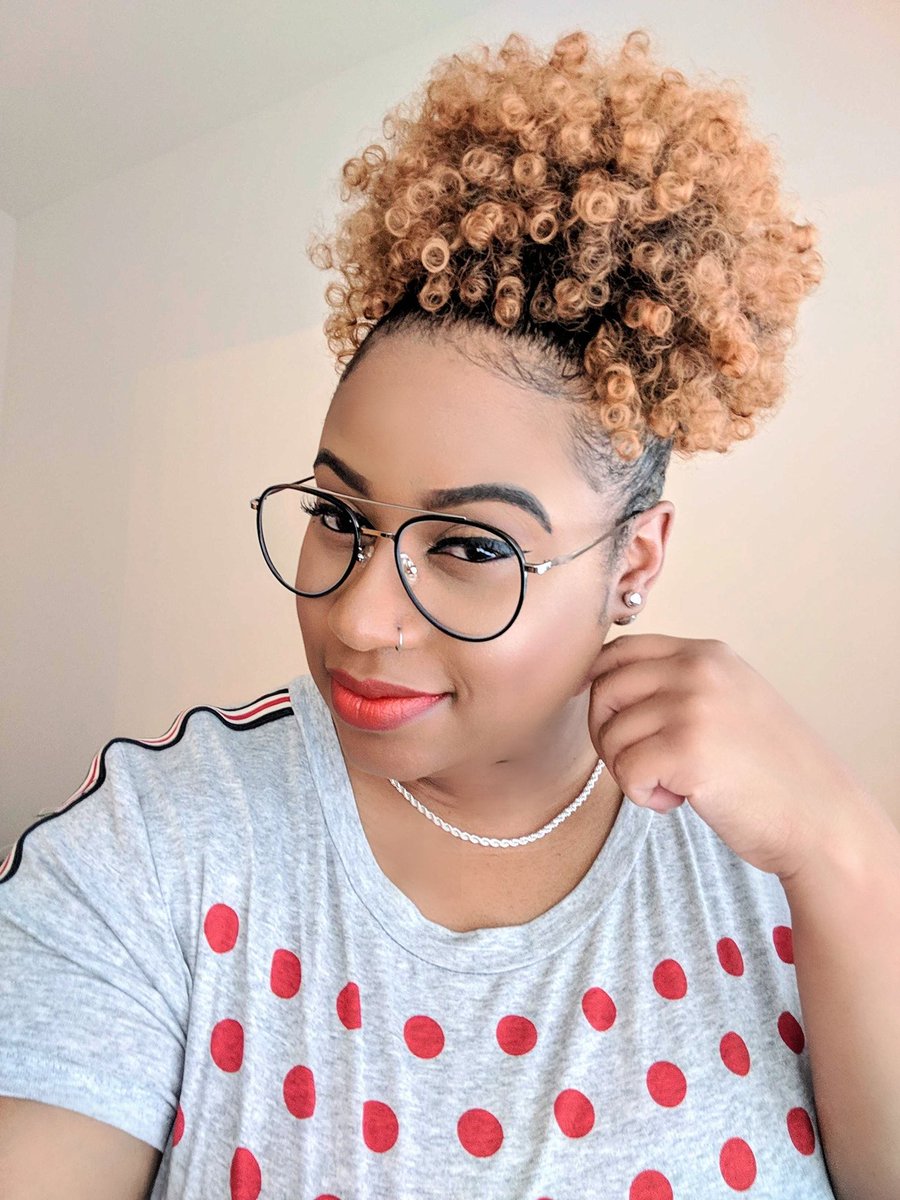 heyimshic's tweet photo. Clear lens, black frame 🤓
New Aviators from Firmoo
Choose your favorite frame, add your prescription, verify, and pay. Easy as 1-2-3!

@Firmoo
#firmoo #firmoooptical #stylish #eyewear #glasses #vision #lenses #frames #aviators #prescriptionglasses #lovelyangellady #LAL https://t.co/T6bDAx1VPF