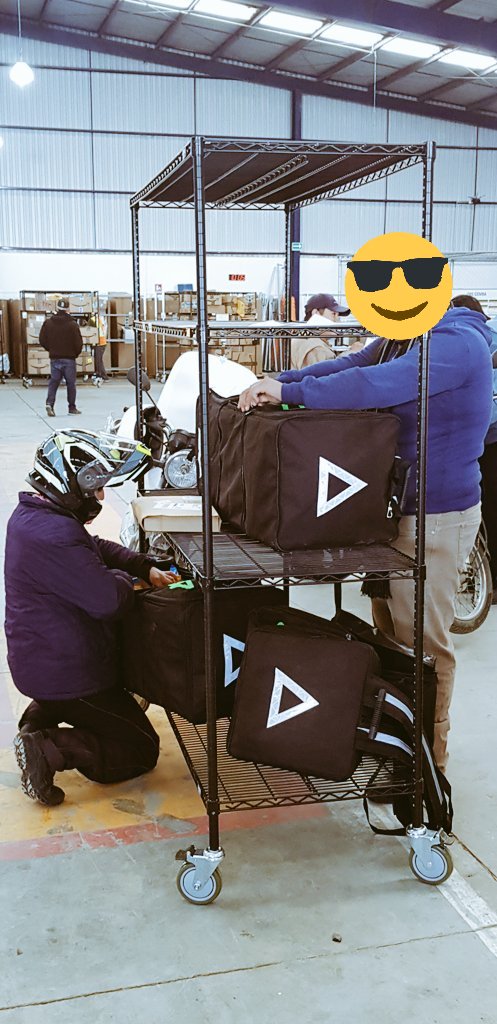Pack_and_Pack's tweet photo. Tus compras de #Amazon en el #BuenFin2018 te las lleva un #Packero by @Pack_and_Pack!! https://t.co/SAcLz2Dmtj
