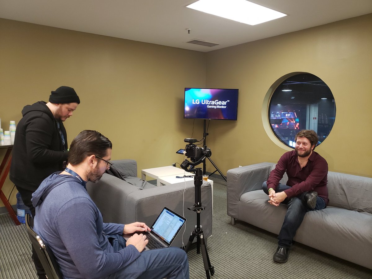 EbethO's tweet image. Javier of @SixthVowel & @Inca_Games on doing @element_space #DeveloperInterviews at DreamHack Atlanta #DHATL2018
