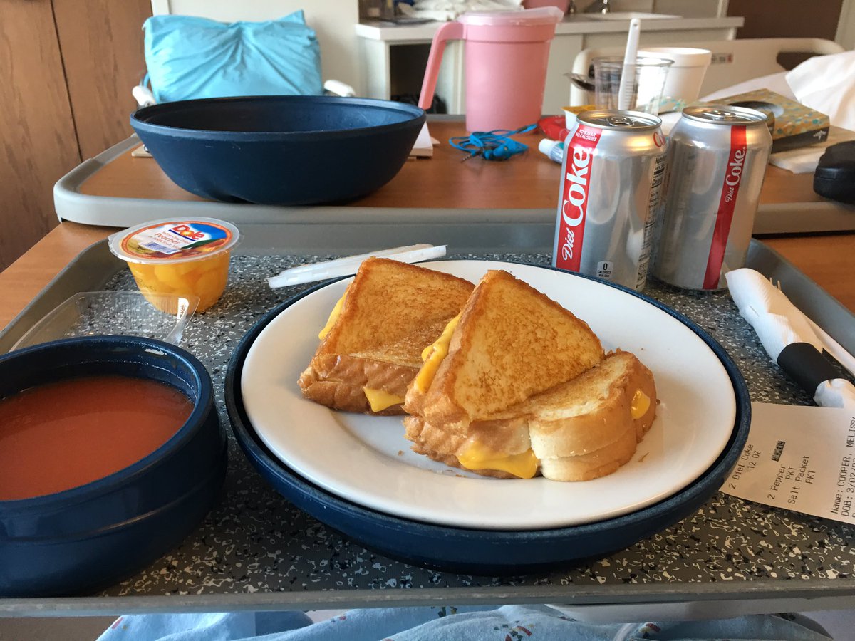 #FineHospitalDining. I loooove grilled cheese and chocolate milk. This girls weakness.
Idk why they gave me double Diet Coke. Still gonna drink then