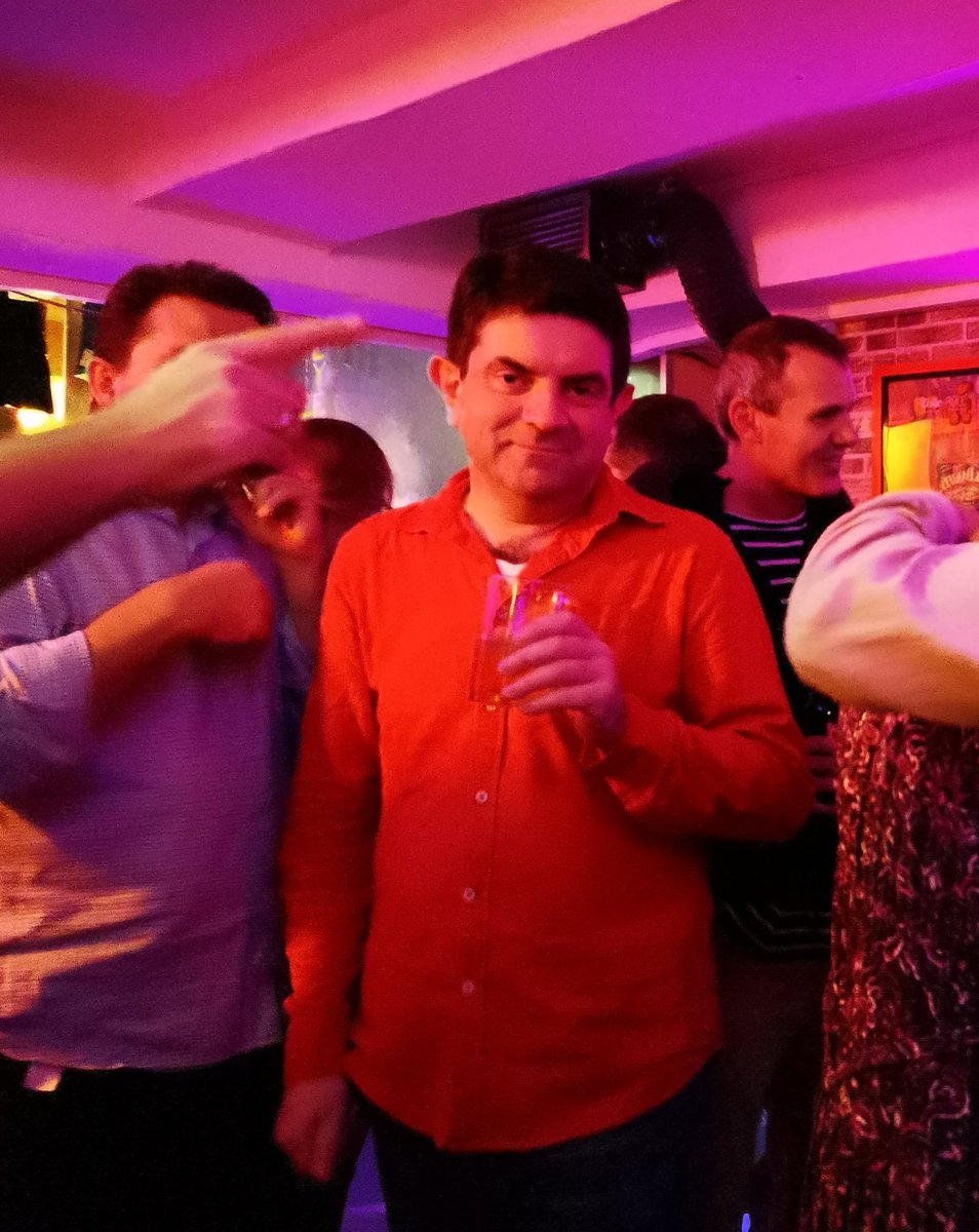 giggler3's tweet photo. #SWNNx https://t.co/OxgEdrayVd