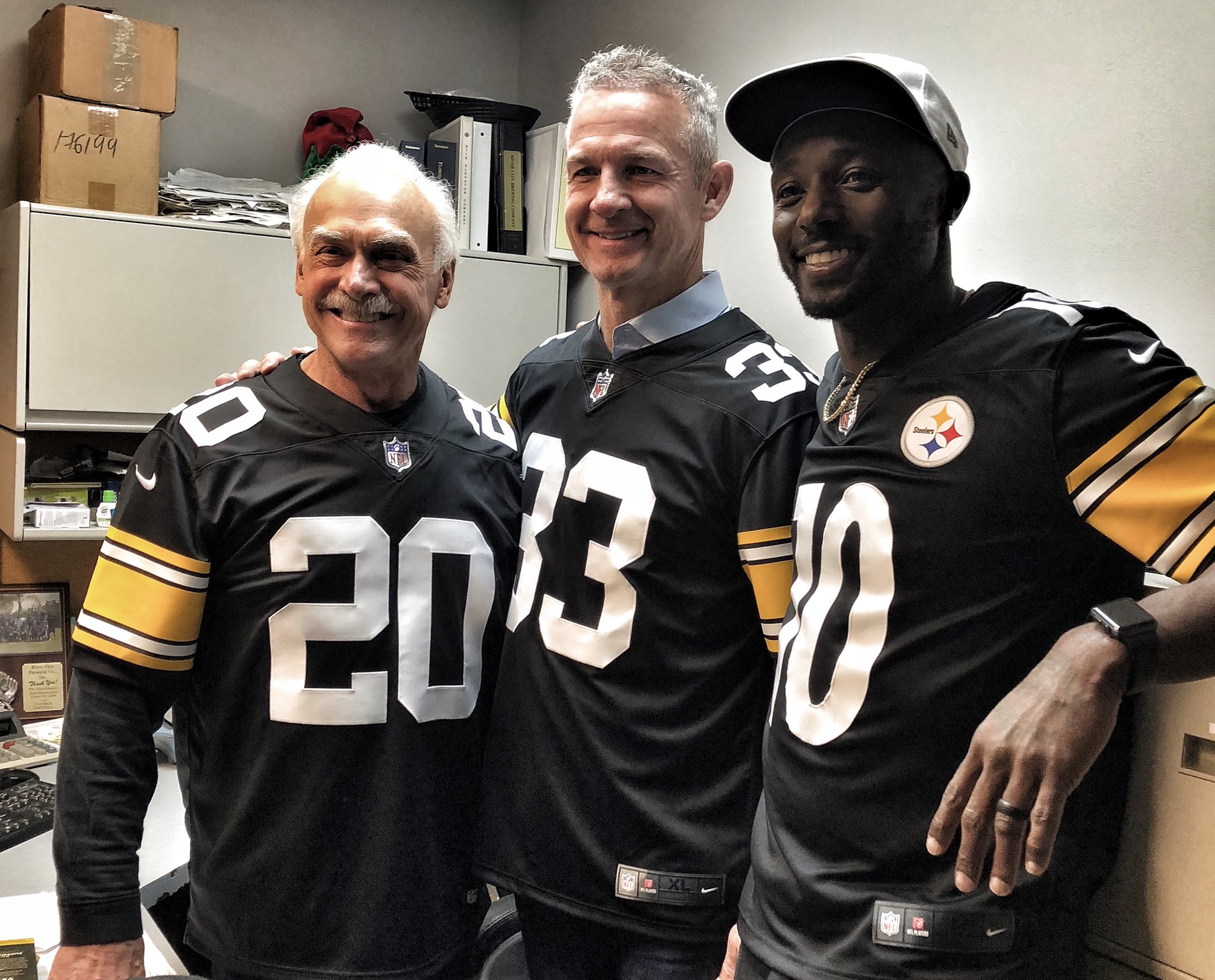 merril hoge jersey