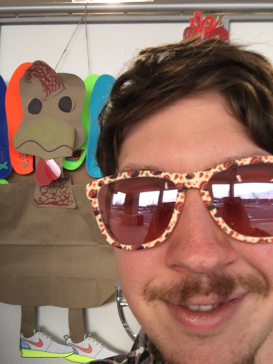 Do you have your Turkey shades for your Turkey Trot? Get ‘em before we roast ‘em. <a href="/goodr/">goodr</a>