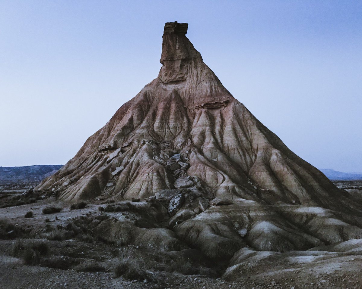 SandroBorsari_'s tweet photo. Clay, chalk and sandstone... amazing what they can do together... #landscapephotography @PintoFotografia #spain #Navarra #shotoniphone https://t.co/qHsYQlBA3m