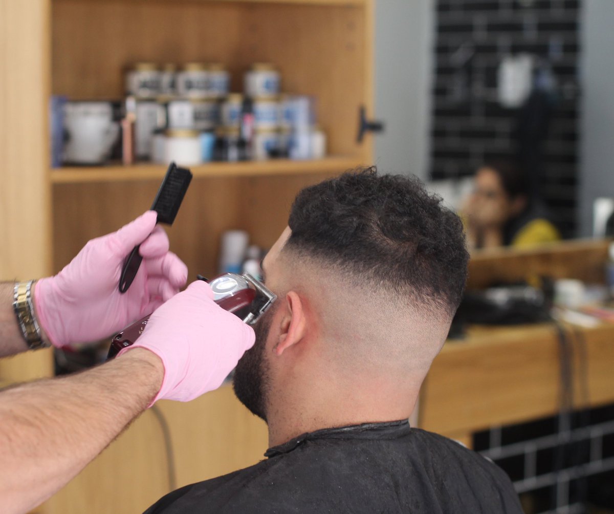 ClipperandCloth's tweet photo. Book your next haircut online! https://t.co/DSNEhPU4gZ https://t.co/ezIVEmdxmd