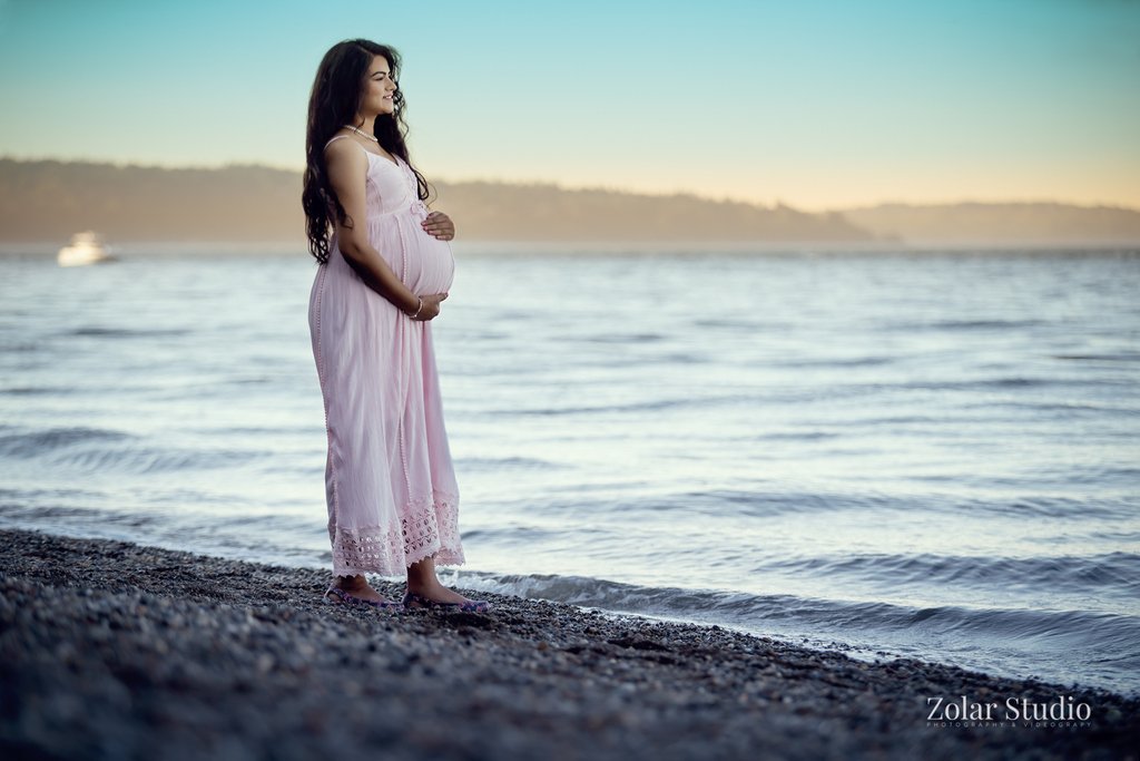 #newborn #newbornphotographer #newbornstudio #kent #seattle #pnw #photostudio #photographer #baby #maternity #pregnant #renton #tacoma #pointdefiance #pointdefiancezoo #owenbeach