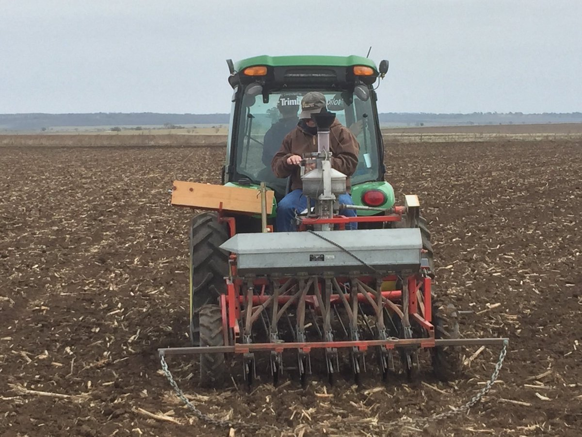 AibrahimAmir's tweet photo. Planting 30 acres at McGregor, TX to wheat and oat trials today. 3 rigs planting simultaneously. We never thought these black vertisols would dry up in time for optimum planting. Breeders do not sleep the night until all their seed is buried! https://t.co/4GdPv6t31D