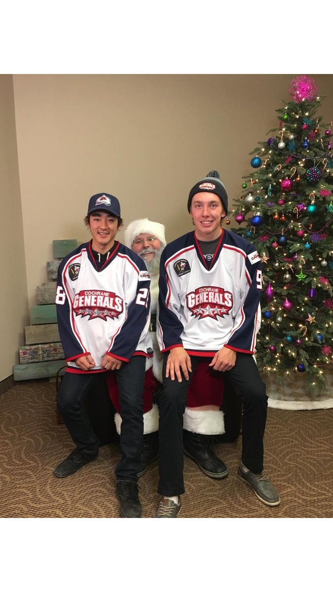 CGenerals's tweet image. if you were lucky enough to spend some time at the @CochraneRanche today with the fam and grab a pic with the man in red, you probably spent some time with Rookie Takuro Okada and Second year @ScottShugg aswell! Hope Santa's knees are okay!