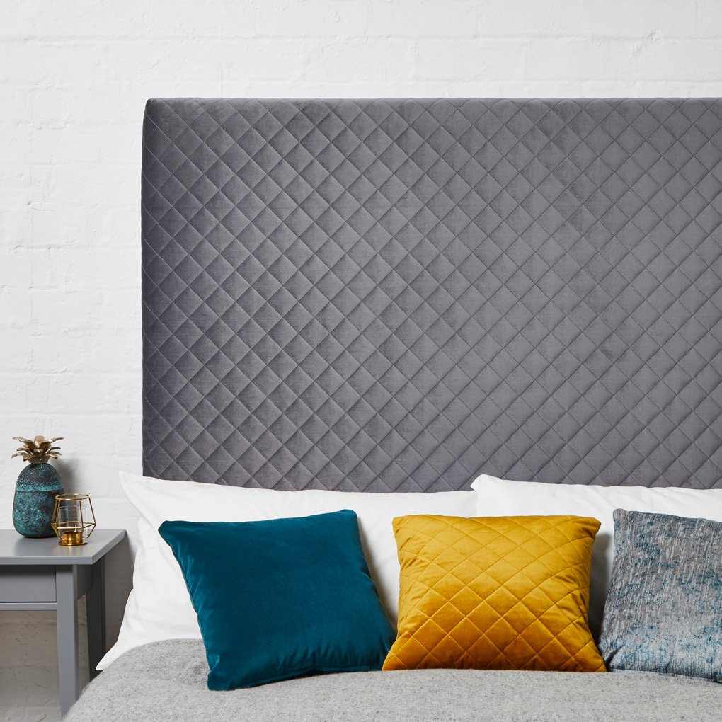 footstoolsmore's tweet photo. Loving the quilted fabric on our Harvey Plain Tall Headboard!
#headboard #beds #handmade #bespoke #deco #interiordesign #luxury #upholstered #upholstery #inspirtaion #quiltedfabric #quiltedheadborad #footstoolsandmore https://t.co/ublI4hENnC