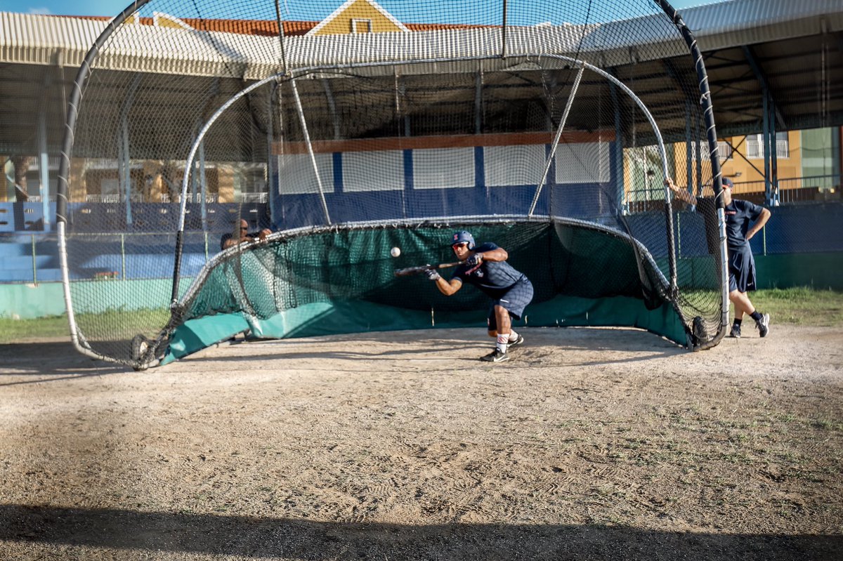 Illinois Baseball tweet media