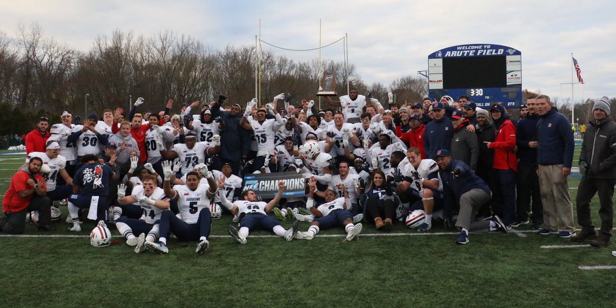 CoachYoung_MLK's tweet photo. Ayoooo JB, We did it Brudda!! 😤🖤 #RingME #NECChamps 💍 https://t.co/I5Ze4SuEqp