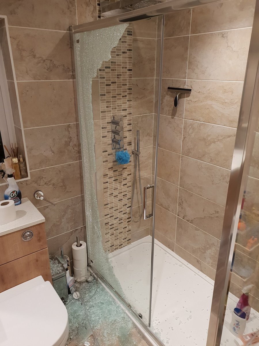 paulknowler77's tweet photo. @MerlynShowering are your 8 Series Sliding Door 1400 meant to just explode like this! Had the shower door installed for 2 years. Thank god neither of my children were in there at the time!! https://t.co/XcUUpS0Bq4