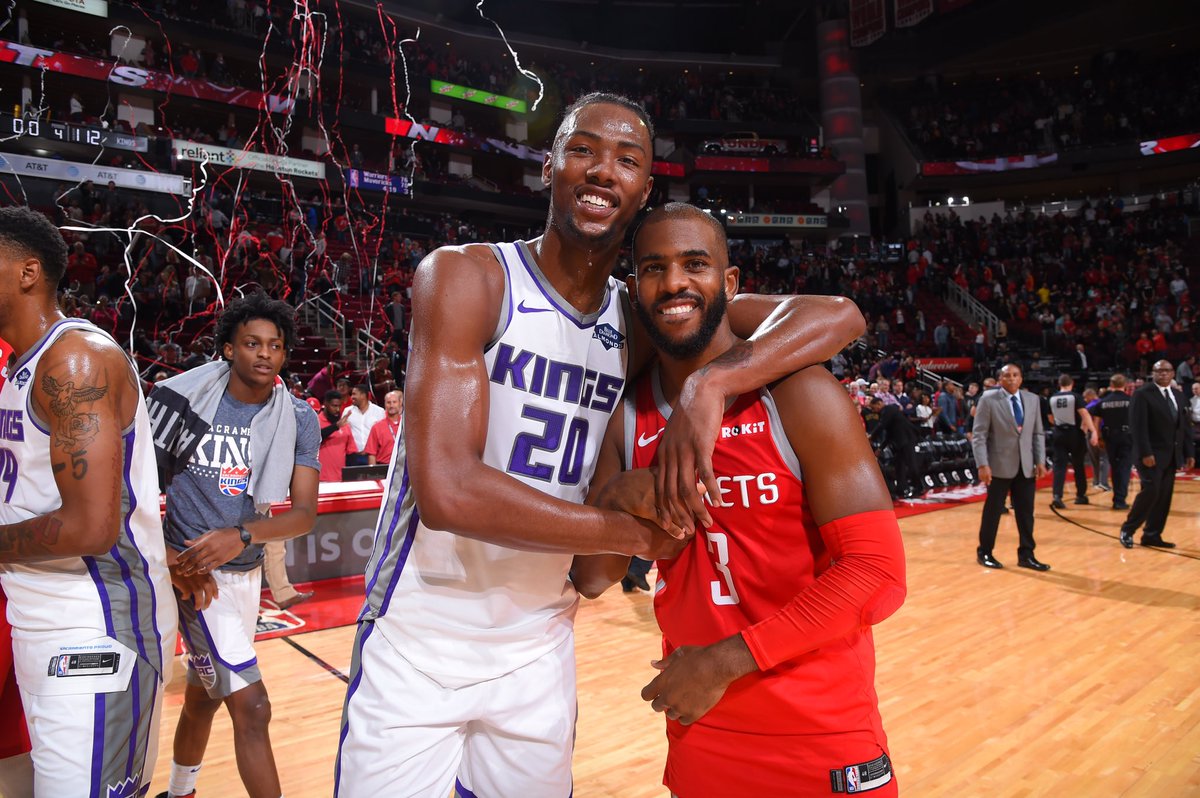 Another one!!! #TeamCP3 #FamilyTies🤞🏾#Tre4