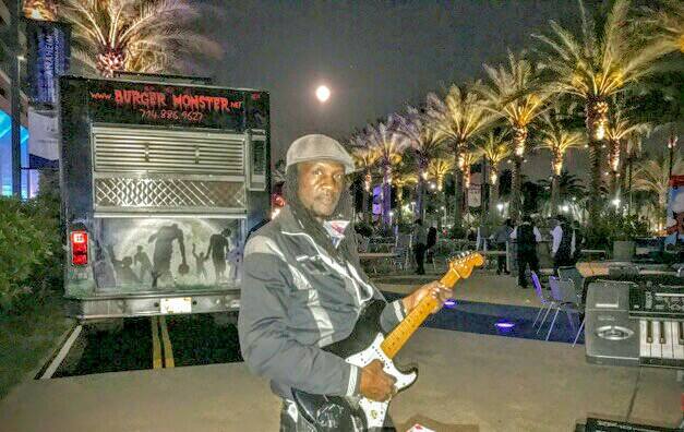 Come check out Lamour and the Mystik Band on Dec.16th at the Garden Grove Amphitheater during the Reggae Vegan Fest Holiday Party! $20 tickets on sale at reggaeveganfest.com !