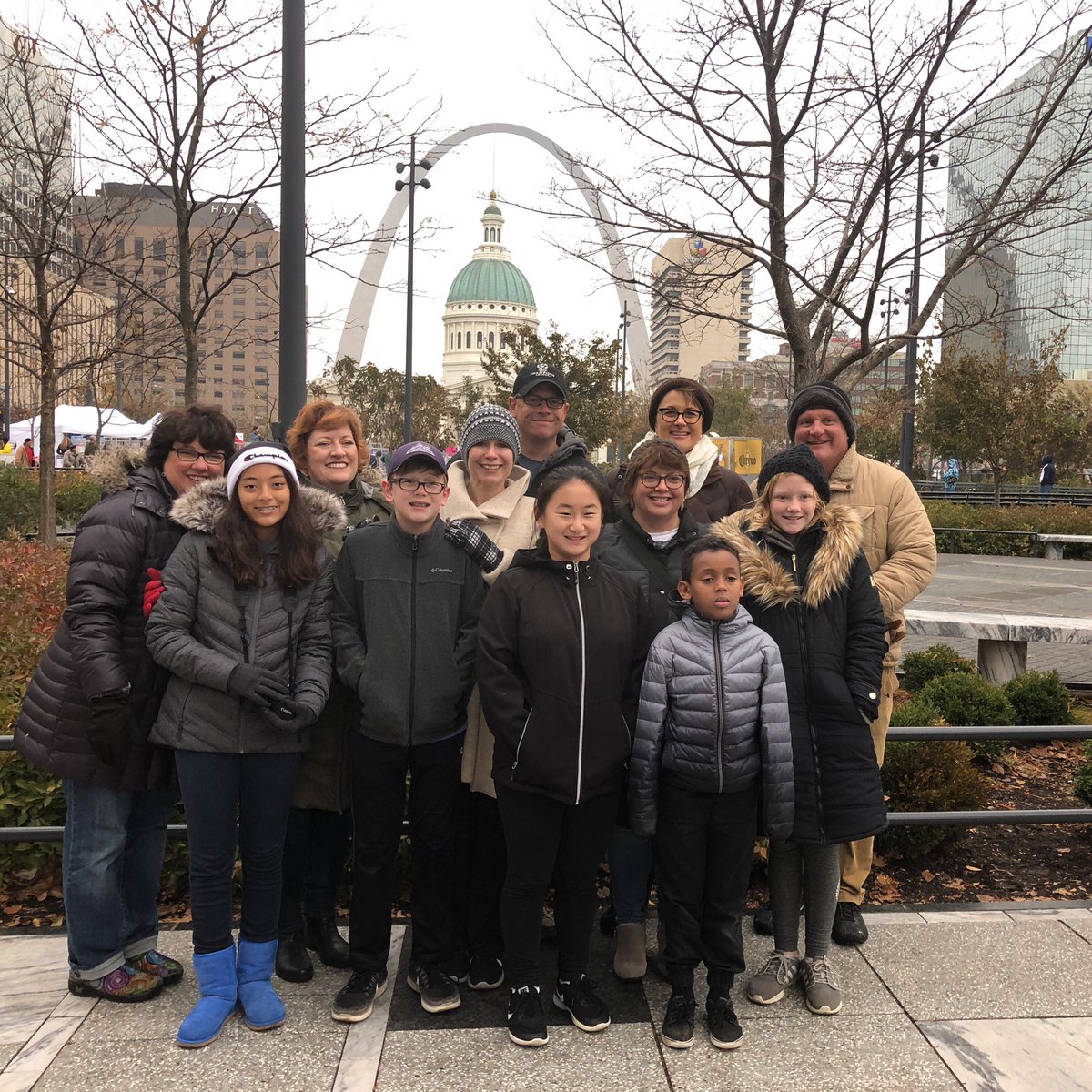 DebbieMonterrey's tweet photo. Great afternoon doing an historic @downtownstlouis walking tour! @landmarks_stl @KienerPlaza @GatewayArchPark https://t.co/PCQXc7LoQ1
