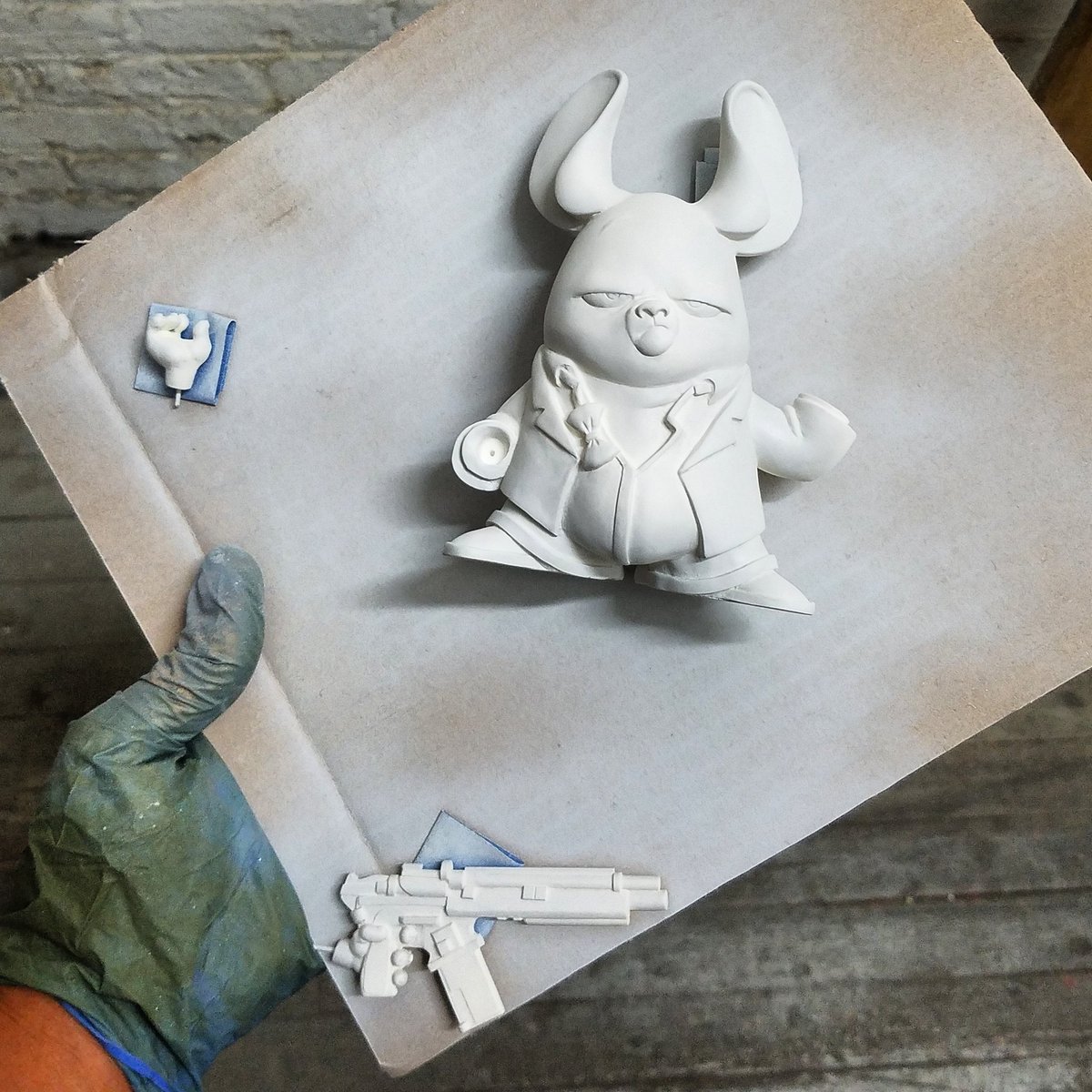 ArgonautResins's tweet photo. Got another new one of the new #boneghostagents #tooled and #primed and headed to @samfout to #paint
#secretagents #machinegun https://t.co/vPeTnH7wvB