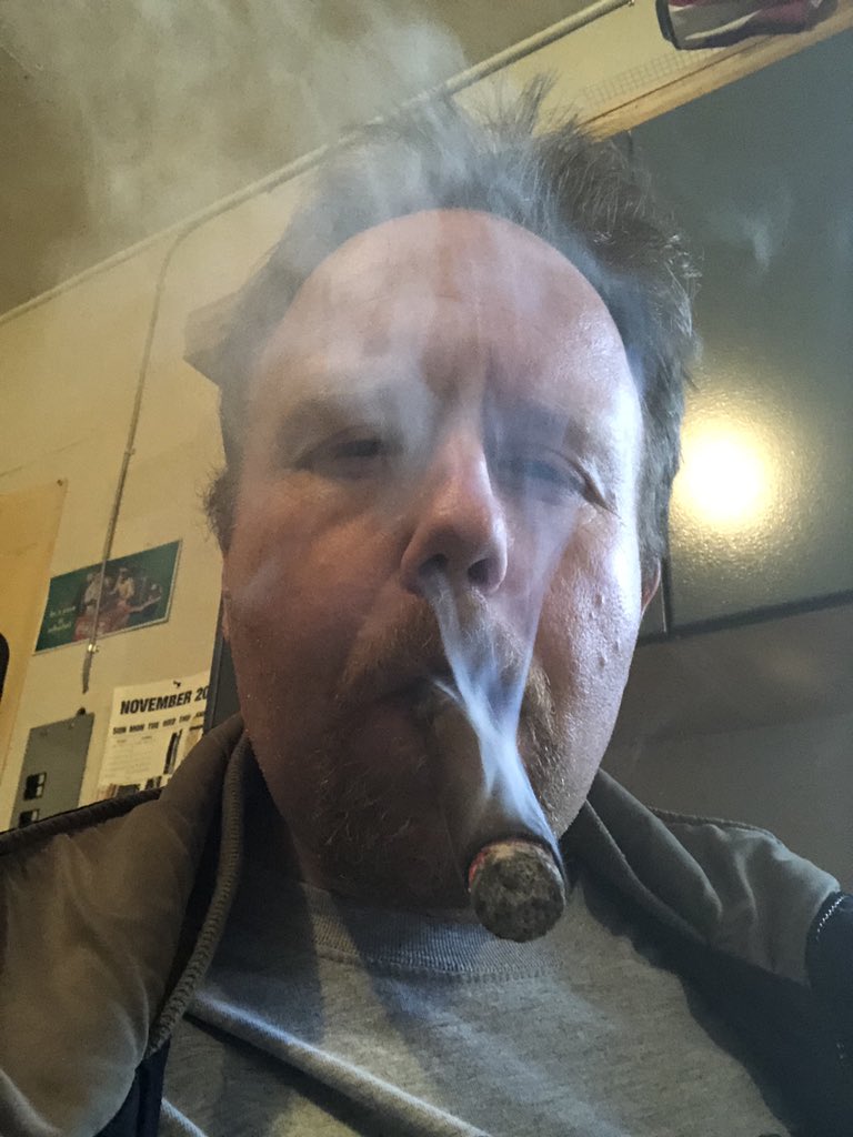 Mike_W_Simpson's tweet photo. @KRISTOFFCIGARS #Pistoff @CigarGent_CV66 @AirMunro @NathanCaliendo @oppyBOTL @RodZdebiak @cigardetective @JeffBOTL @sigurdson_chris @Mack280 @BoneMaCracken @notbuncy @btauzin38 @SuchockiJason @35cheech @AKPatel32764847 @photojoe518 @Constan70997526 @SitiRogers  @KuwaTakaSurfing https://t.co/PLHPm3maJI
