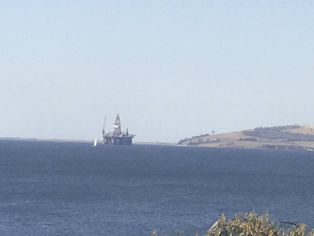 P365bycampbell's tweet photo. I know it’s not teddies but this is so cool I did a cross on tv today and this was sailing up our river over in Australia! This is the oil rig from Armageddon movie! It’s come to Australia for repairs @Diane_Warren Mum told me you wrote the song don’t wanna Miss a Thing!! So cool https://t.co/XLh6T3Ds3o