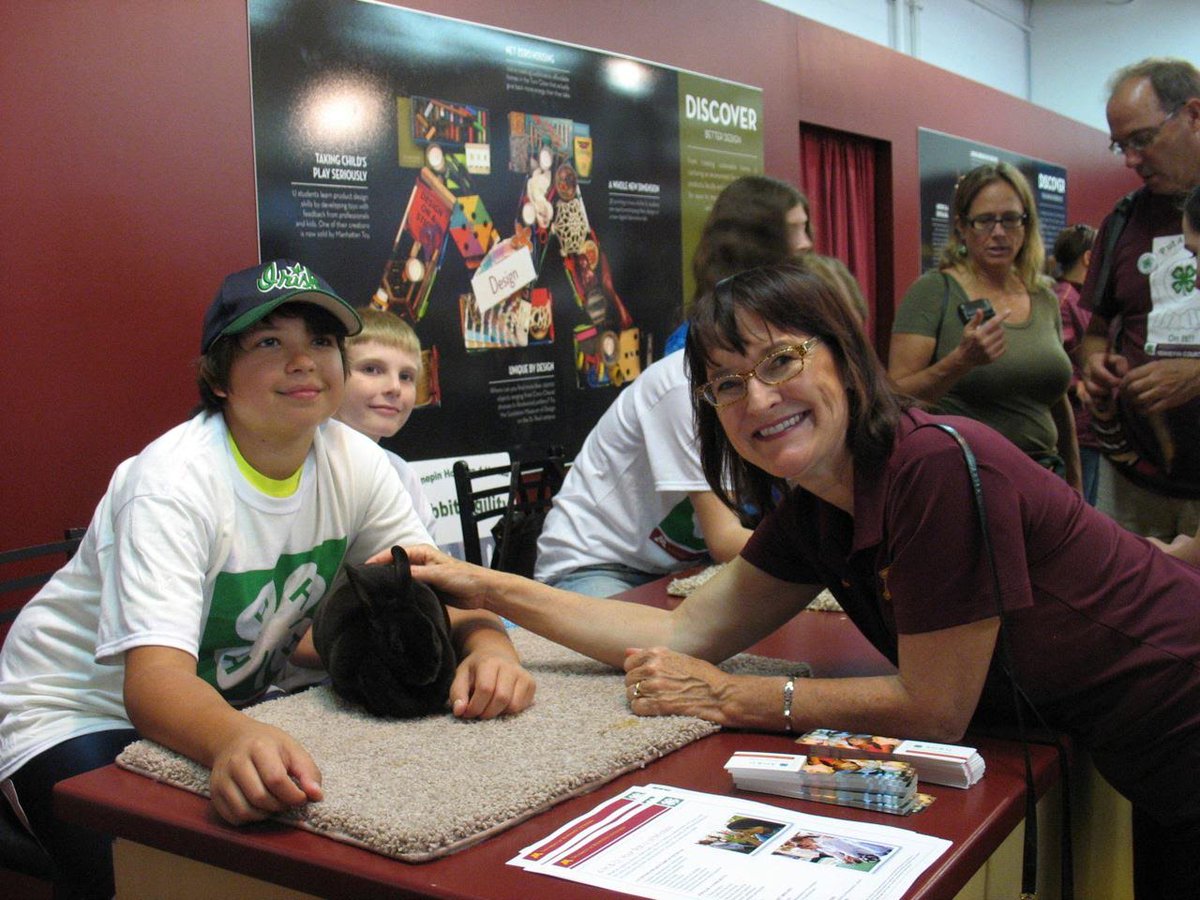 UMNExt's tweet photo. On Day 7 of our '10 Days of Gratitude,' a special nod to Karen Kaler, who has been an enthusiastic presence at the State Fair and supporter of @MN4H kids! Thank you, @KFKaler #ExtThanks https://t.co/trpuufbOpq