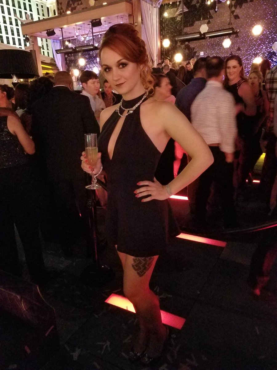 Travel dates as promised😄💖🥂🍾

#Austin 12/18 - 12/26
#Raleigh #charlotte 12/28 - 1/2

Some additional travel in NC possible on request  

Please #Retweet I'd 💖 to do the same for you ladies!

meetelizabethbryce.com

#dinnerdate #companion #overnight #RTP