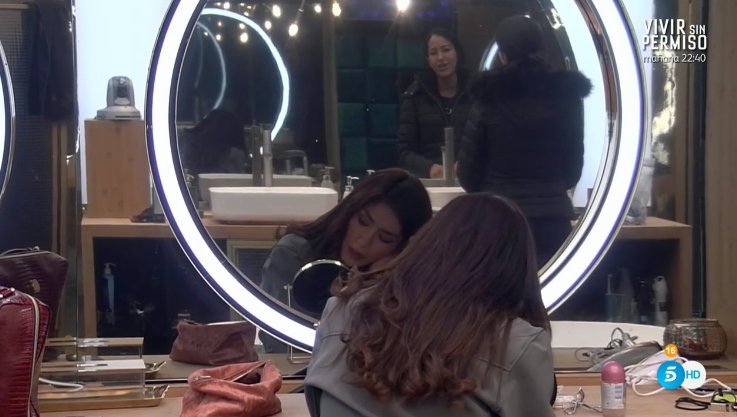 ghoficial's tweet photo. ¿A quién defiendes en la discusión?

🔄 Miriam
❤️ Aurah

#GHVIPDBT10 https://t.co/eDxFSreYpQ