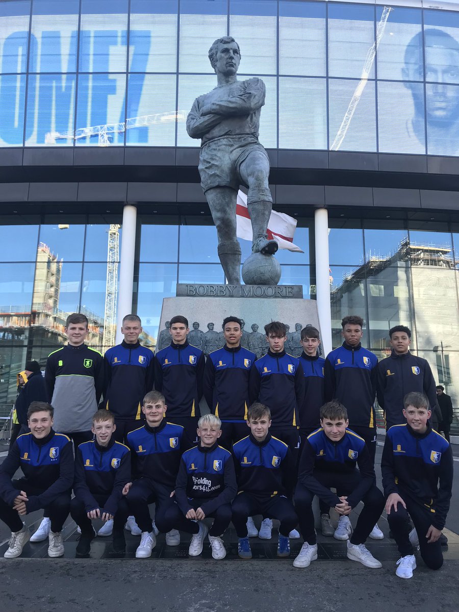 mtfc_u15s's tweet photo. 💛💙💛💙 under 15’s at Wembley today. @mansfieldtownfc @England @BobbyMooreFund #greatexperience https://t.co/8I3GqhnbCH
