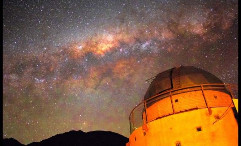 sernaturcoquimb's tweet photo. 🔴En @ExpoVyva_cl, desde el #ValleDeElqui, #Paihuano invitó a descubrir la magia de su #pisco, #astroturismo, patrimonio de #GabrielaMistral y múltiples servicios turísticos / #RegiónDeCoquimbo #RegiónEstrella #VYVA2018 #DisfrutaChile https://t.co/2zrn4Gsg0w