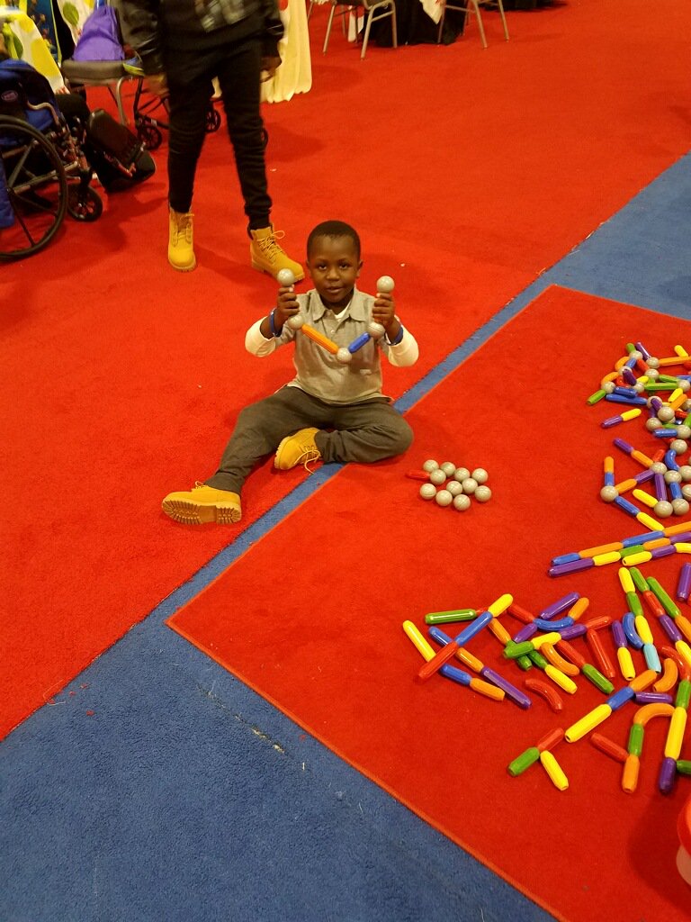 SmartMaxUSA's tweet photo. The SmartMax Building Rug: The most poplar spot @ChiTAGWeek ? #ChiTAG #Chitag2018 https://t.co/mni2ytZV2D