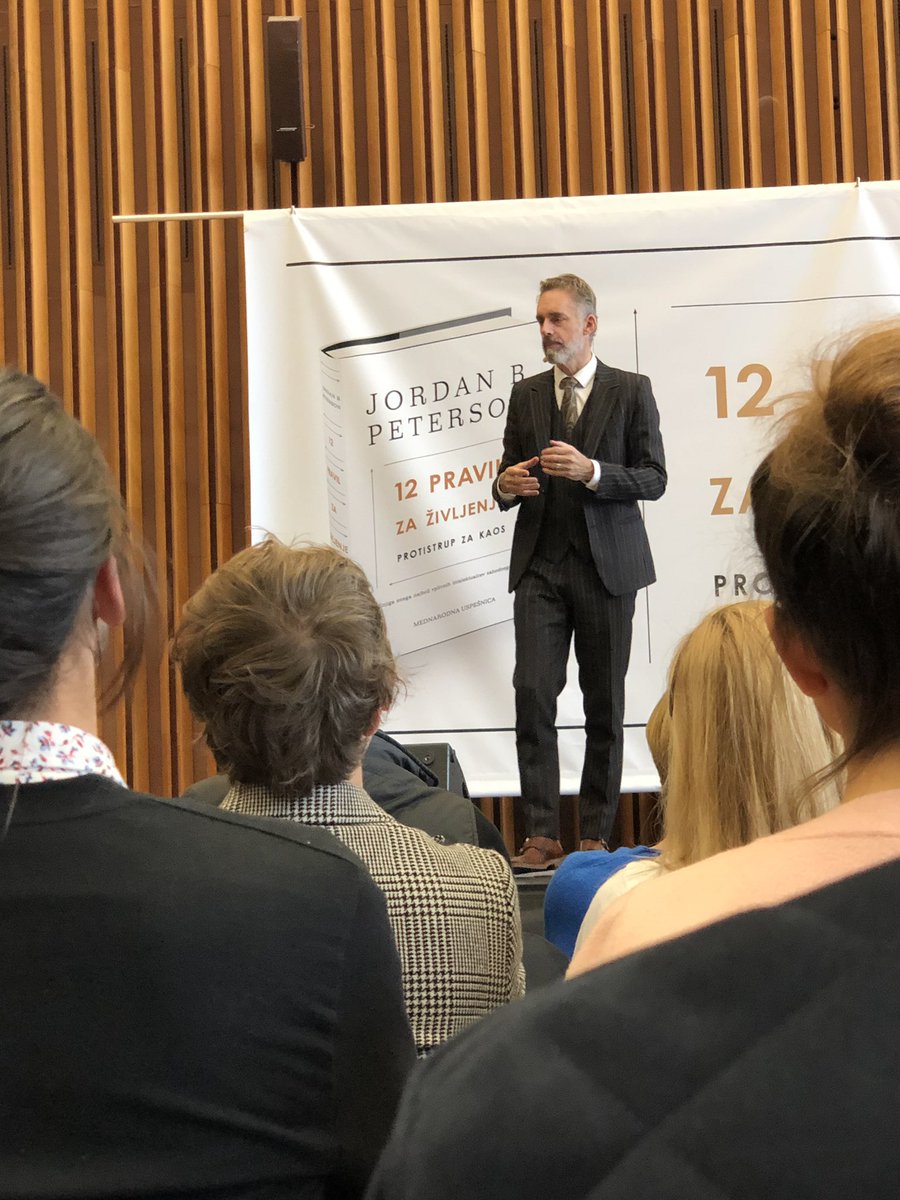 FranciPecnik's tweet photo. Potrditev in utrditev. Hvala @jordanbpeterson & @druzinadoo ! #smisel #odgovornost #resnica https://t.co/rJO5YjNwLV