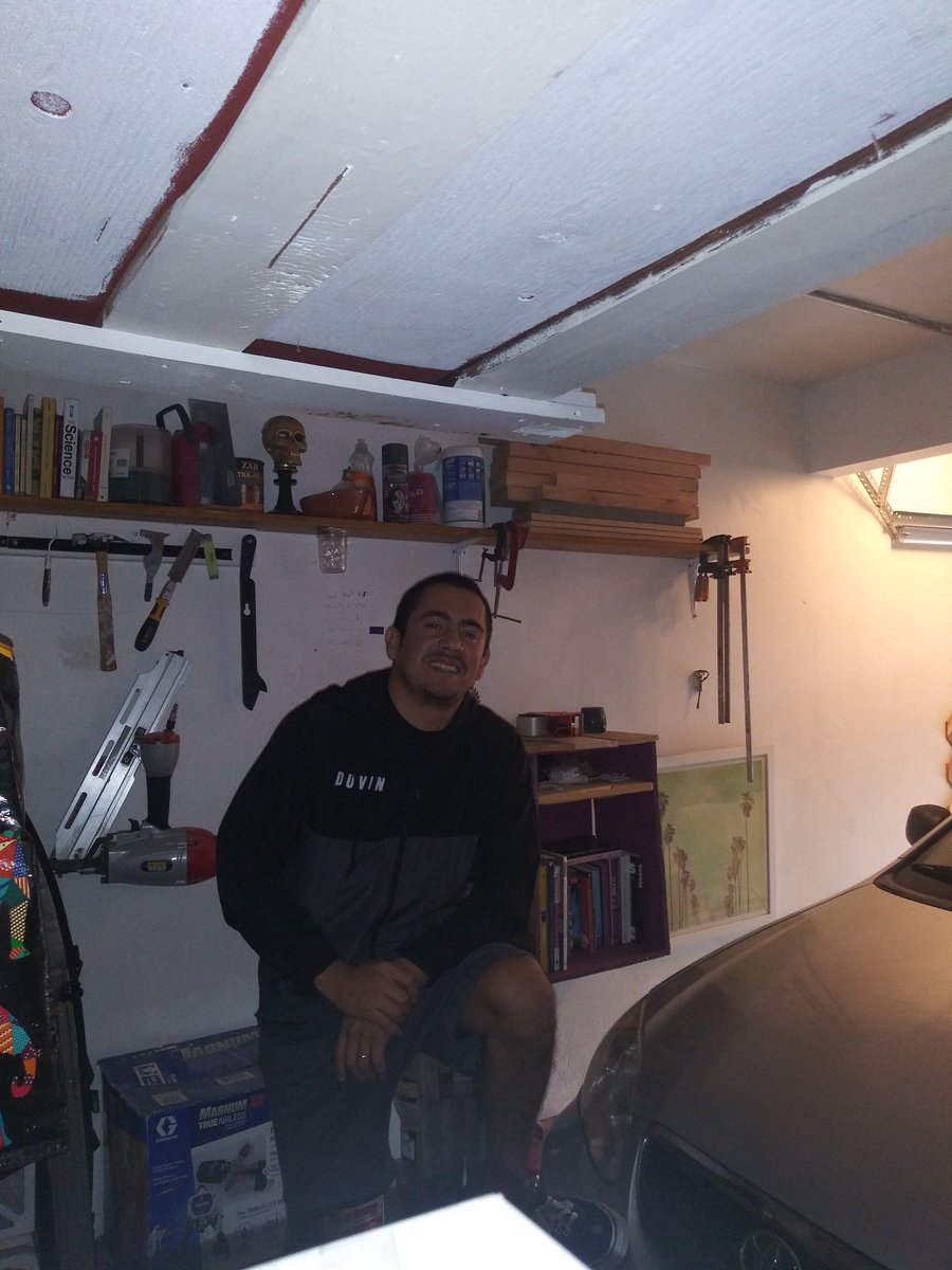ProPaintGarage's tweet photo. Chillin in the shop https://t.co/oZFD16UDmw