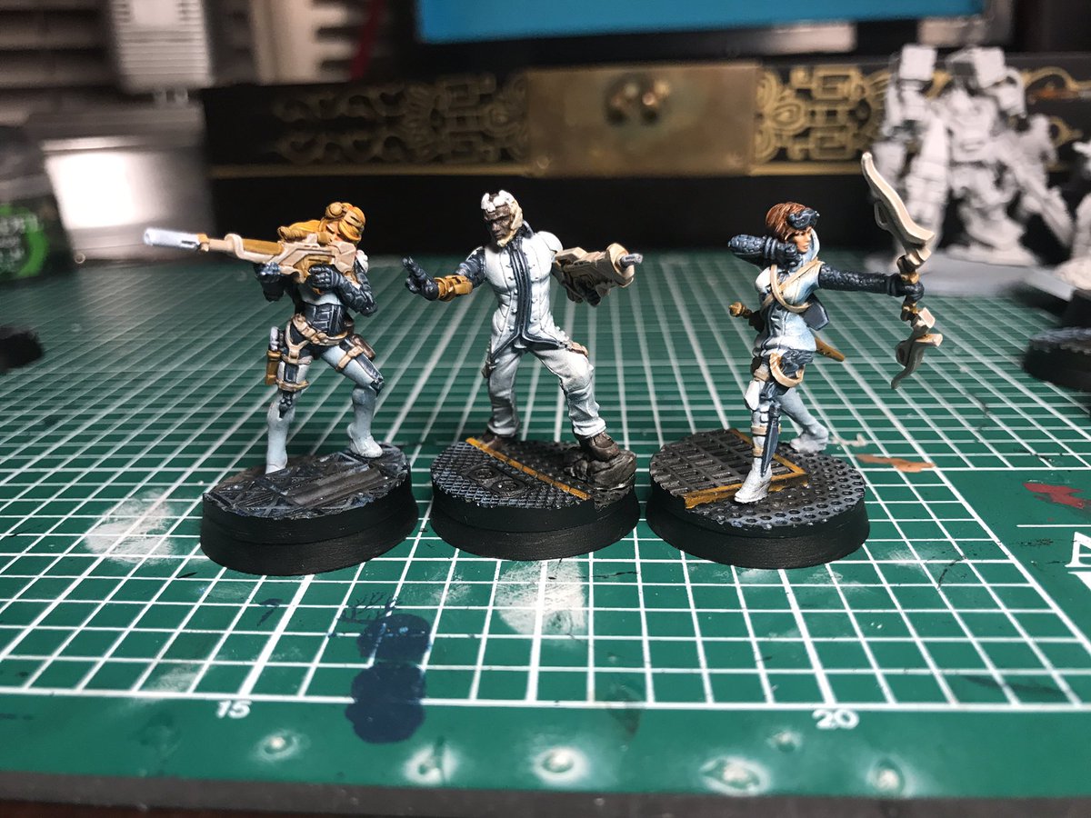 BenCounter's tweet image. Aleph models from the Operation Coldfront set, plus Dart and a couple of netrods, ready to try out #infinitythegame #3rdoffensive