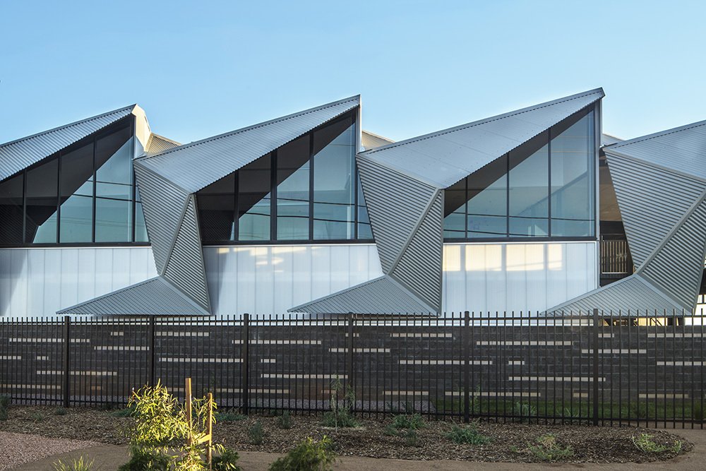 MphProjects's tweet image. Loving the shapes and lines on our new HeadQuarters. A fantastic design by the team at Susan Dugdale. #architecture #alicesprings