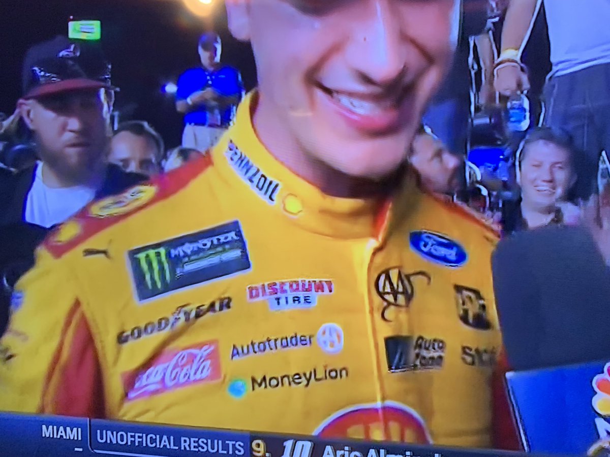 Congrats <a href="/joeylogano/">Joey Logano</a> <a href="/Team_Penske/">Team Penske</a> from all of us at <a href="/moneylionracing/">MoneyLion Racing</a> #moneylionracing