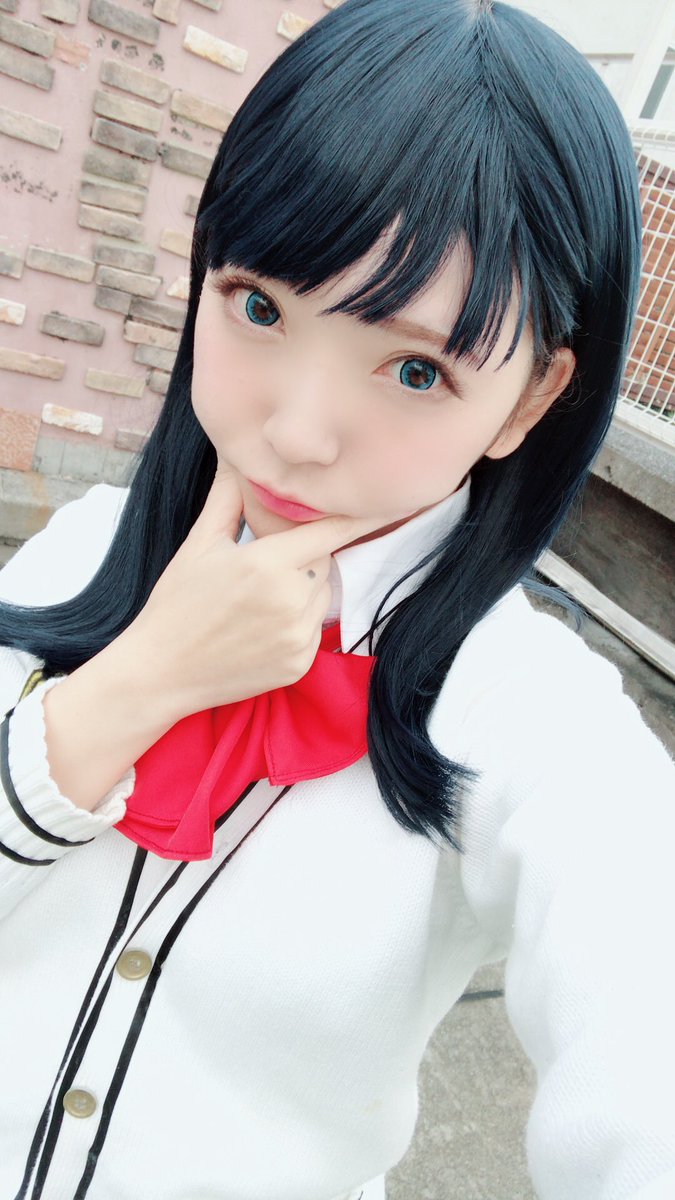 あずきもなか すごいたまたまなんだけど斉藤健吾さんのアイコンの六花と自撮りで同じポーズしてた Ssss Gridman 宝多六花