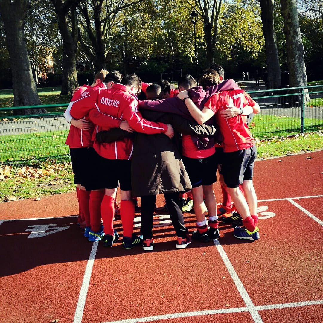 OxtedHC's tweet photo. Tough day in the office for the Men's 2s this weekend. Went 3-0 down to @HandWHC  this weekend. Some great heart and dog fight shown by the lads throughout the game! The lads will bounce back! 💯💪 #OxtedHC #ForzaOxted #Hockey #passion #growthmindset https://t.co/QkMIYe4V8O